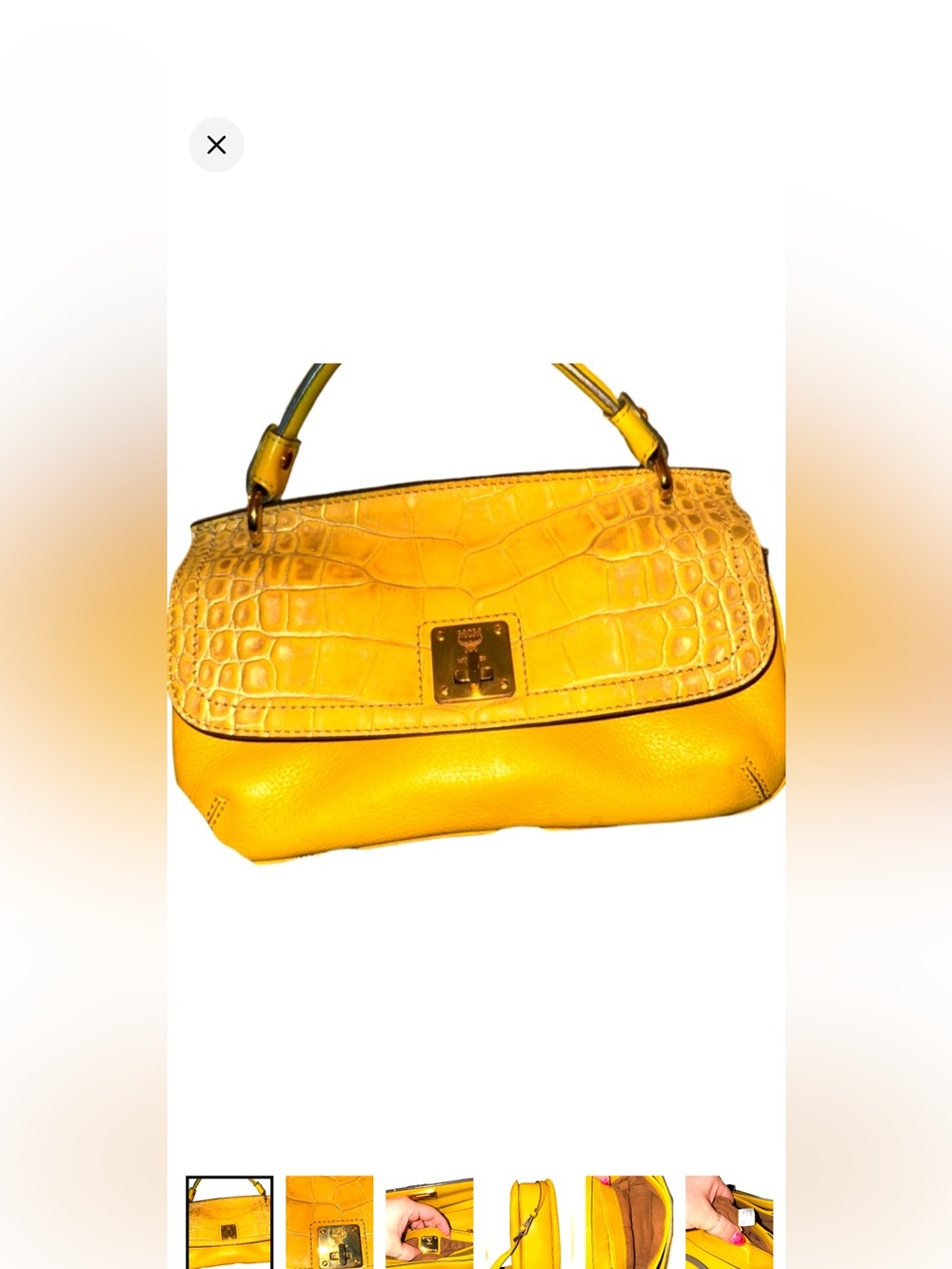 Resellers dream.  Luxury bags all in a bundle.